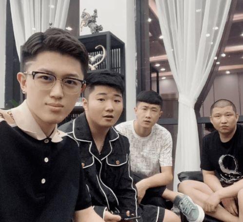 任嘉伦家庭爆料视频全集,揭秘明星背后的温馨故事  第3张