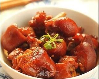 红烧猪蹄爆料视频下载,视频爆料揭秘家常美味制作过程 第2张 红烧猪蹄爆料视频下载,视频爆料揭秘家常美味制作过程 第2张