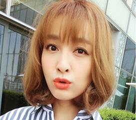 娱乐圈爆料配图网红女孩,娱乐圈爆料背后的时尚焦点 第2张 娱乐圈爆料配图网红女孩,娱乐圈爆料背后的时尚焦点 第2张