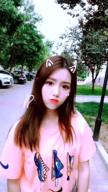 搞笑娱乐吃瓜少女视频,笑料百出!吃瓜少女带你领略搞笑娱乐视频盛宴 第3张 搞笑娱乐吃瓜少女视频,笑料百出!吃瓜少女带你领略搞笑娱乐视频盛宴 第3张