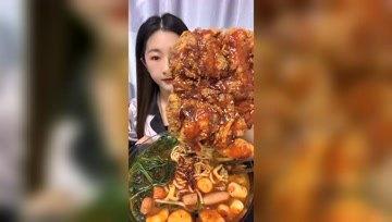 筹码娱乐吃瓜酱,揭秘娱乐圈幕后故事  第2张
