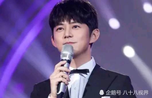 何炅爆料王子视频,揭秘明星私下趣事