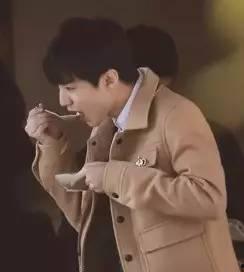 吃瓜娱乐圈三小只,星光熠熠的青春偶像之旅 第2张 吃瓜娱乐圈三小只,星光熠熠的青春偶像之旅 第2张